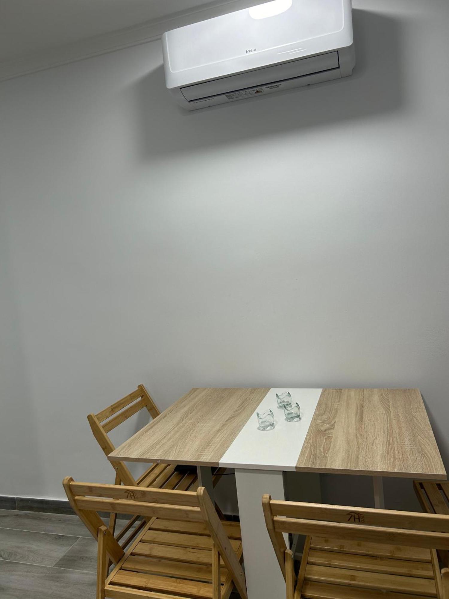 A Unos Pasos A Paseo Del Prado Apartamento Madri Exterior foto