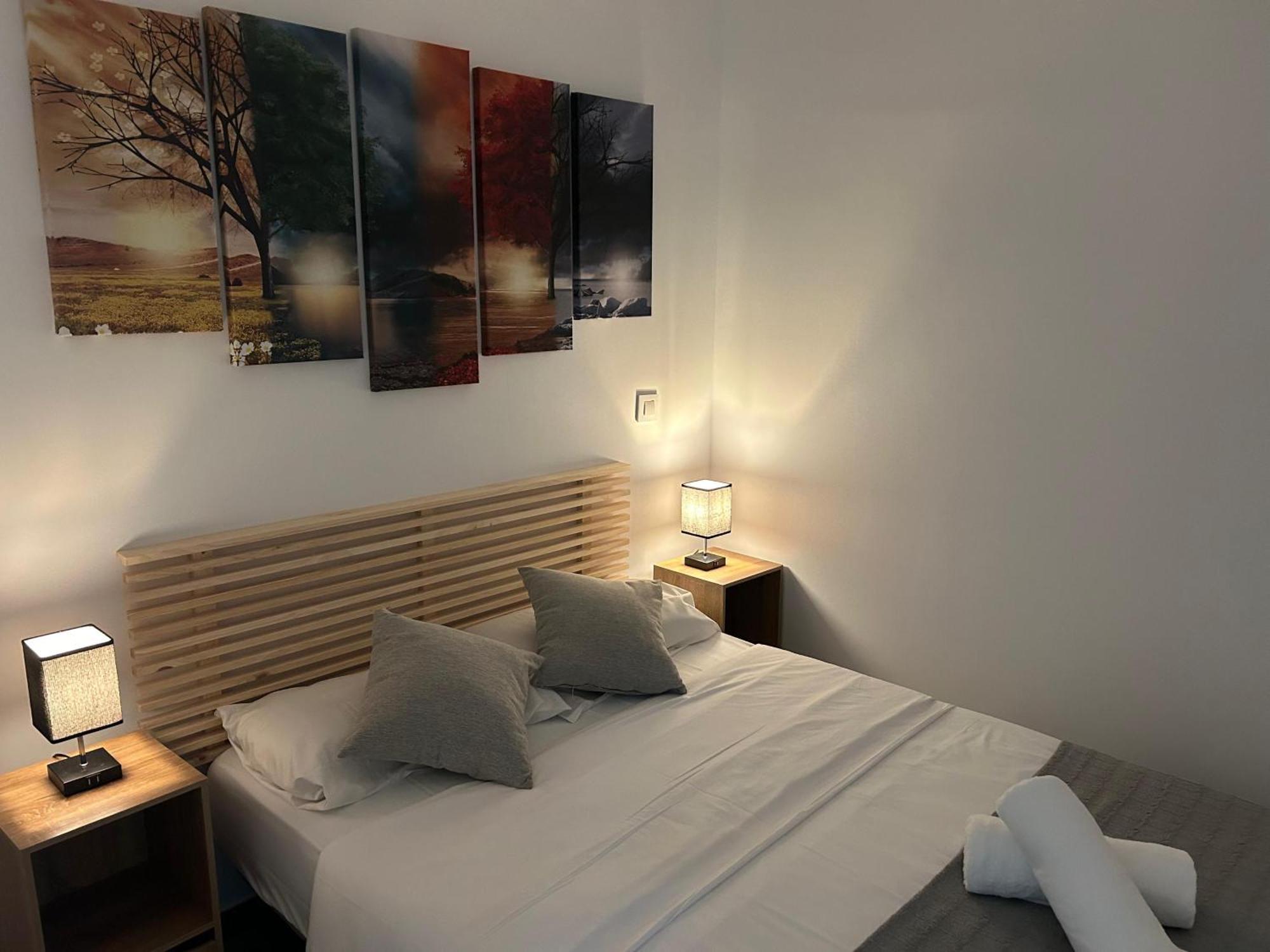 A Unos Pasos A Paseo Del Prado Apartamento Madri Exterior foto